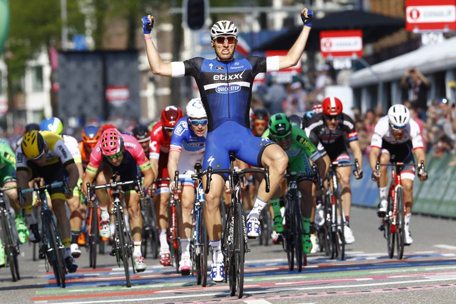La seconda tappa del Giro d&#39;Italia  stata vinta da Marcel Kittel che in volata ha preceduto Arnaud Demare e Sacha Modolo. Bettini
